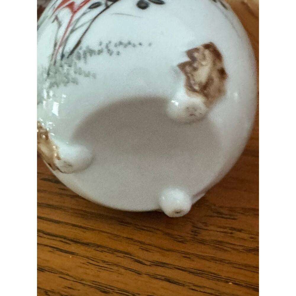 Vintage Hand Painted Porcelain Mini Bud Vase Floral Footed Ginger Jar Style - Picture 6 of 8